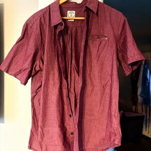 Voyager Men's Short Sleeve Button Down | Size Medium